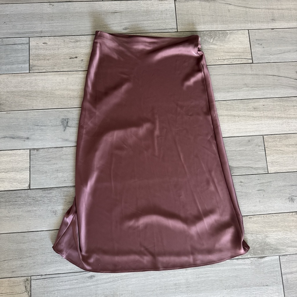 Elegant Satin Midi Skirt - Mauve